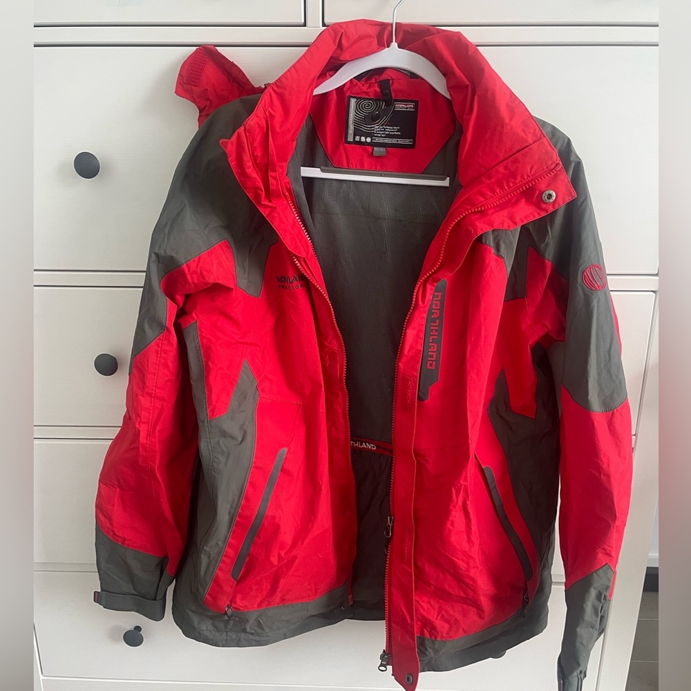 Men’s Red Ski Jacket Size M - Northland Professional
